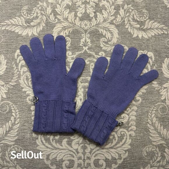 Unisex Periwinkle Cable Knit Gloves with Metal Ring Detail Winter Warm - Picture 1 of 4